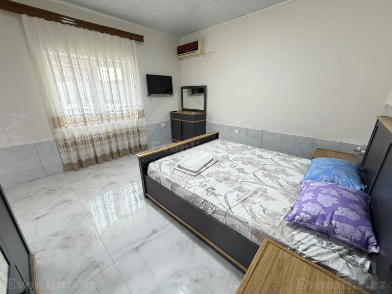 Kirayə verilir 8 otaqlı Həyət evi 150 m² Mərdəkan - şəkil 15