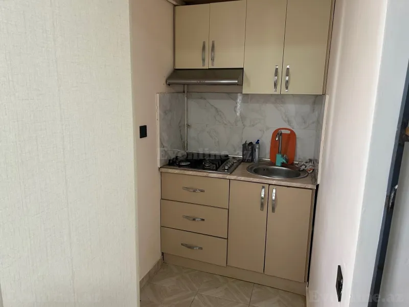 Kirayə verilir 2 otaqlı Mənzil Köhnə tikili 75 m² Yasamal - şəkil 5