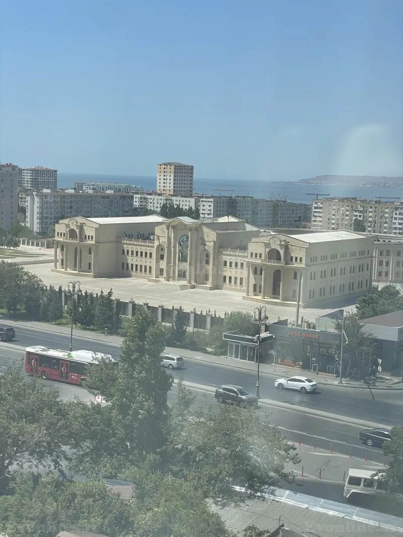 Kirayə verilir 2 otaqlı Mənzil Yeni tikili 70 m² Həzi Aslanov m. - şəkil 16