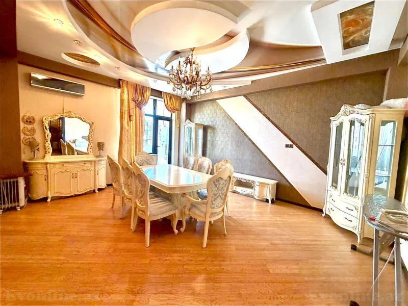 Satılır 4 otaqlı Mənzil Yeni tikili 152 m² İnşaatçılar m.