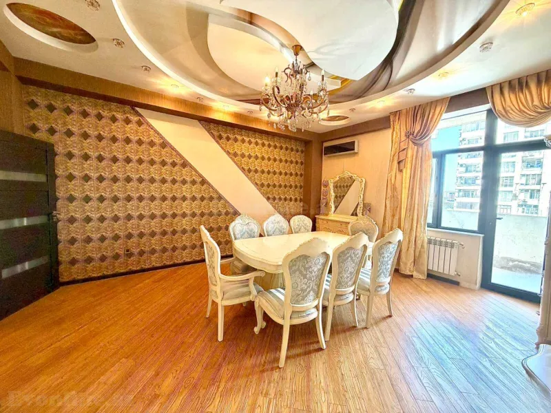 Satılır 4 otaqlı Mənzil Yeni tikili 152 m² İnşaatçılar m. - şəkil 2