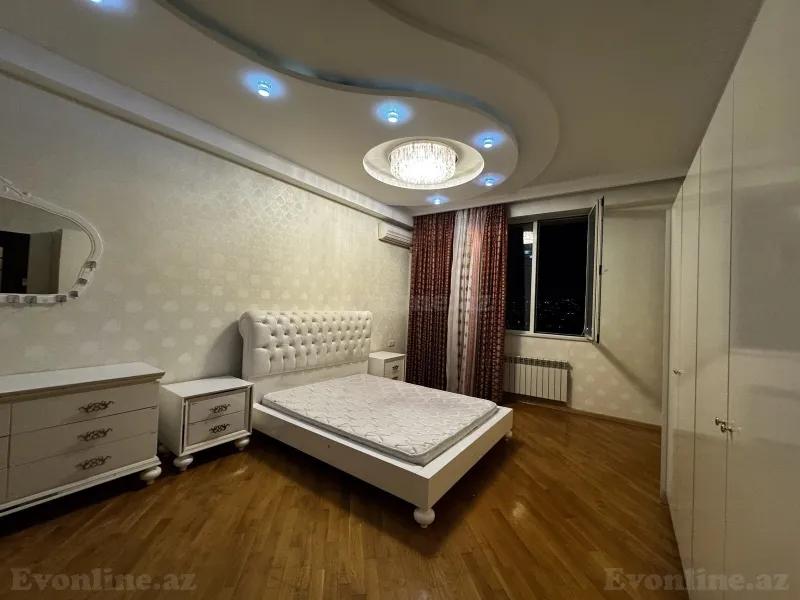 Kirayə verilir 4 otaqlı Mənzil Yeni tikili 235 m² 28 May m. - şəkil 11
