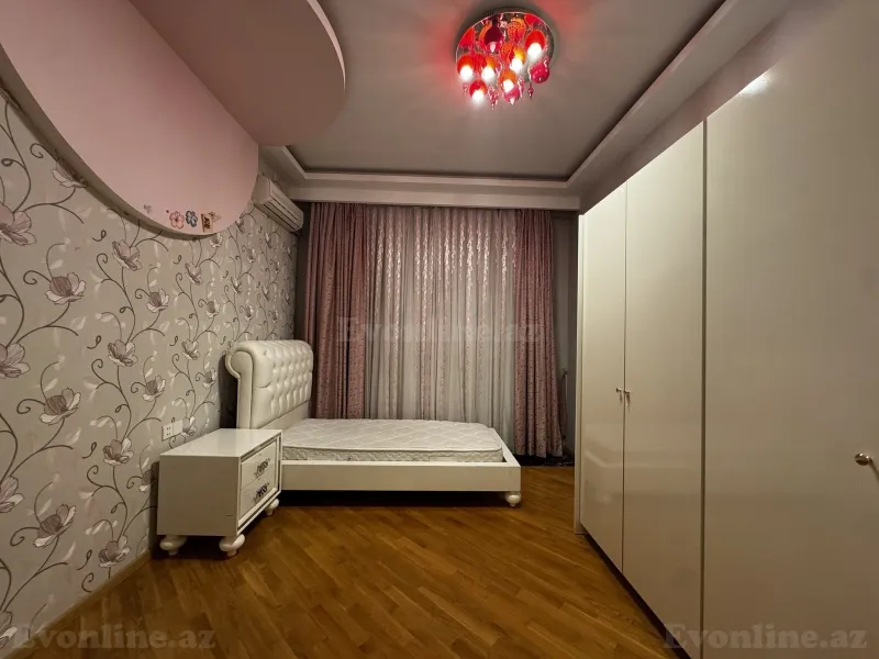 Kirayə verilir 4 otaqlı Mənzil Yeni tikili 235 m² 28 May m. - şəkil 13