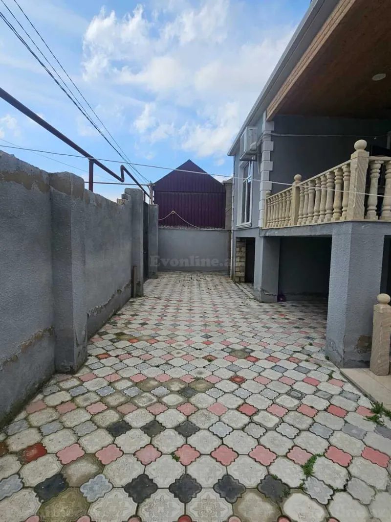 Satılır 5 otaqlı Həyət evi 100 m² Yeni Ramana - şəkil 2