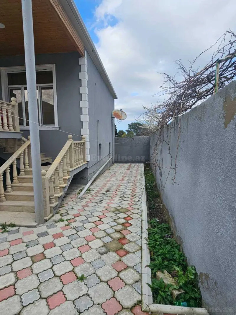 Satılır 5 otaqlı Həyət evi 100 m² Yeni Ramana - şəkil 3