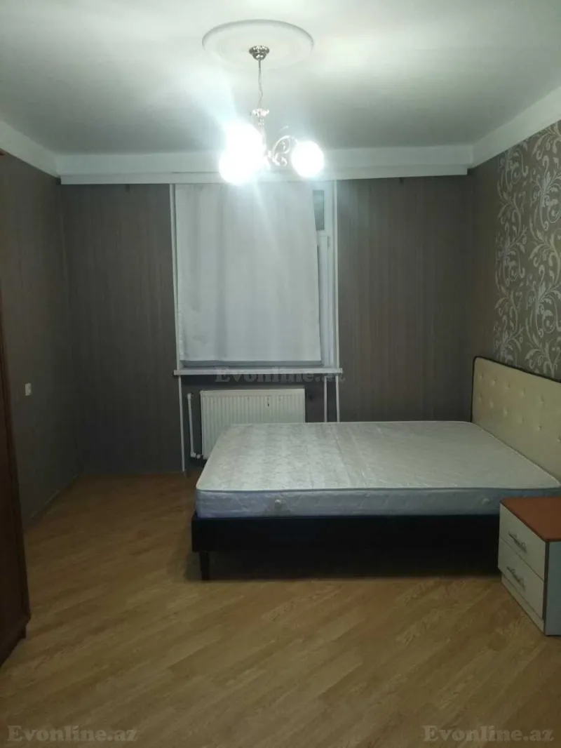 Satılır 2 otaqlı Mənzil Köhnə tikili 65 m² Bakıxanov - şəkil 5