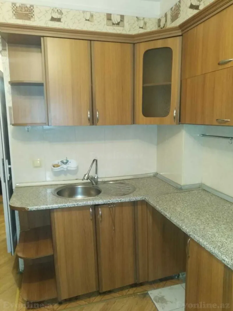 Satılır 2 otaqlı Mənzil Köhnə tikili 65 m² Bakıxanov - şəkil 12
