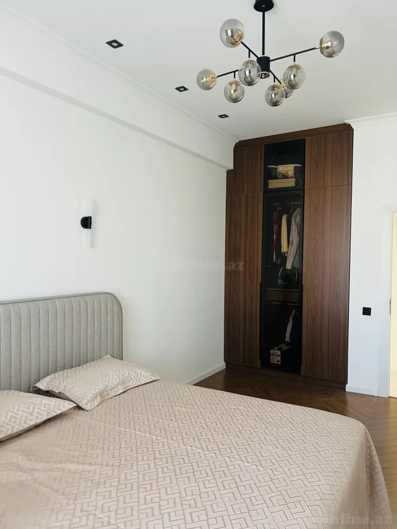 Satılır 2 otaqlı Mənzil Yeni tikili 79.3 m² Koroğlu m. - şəkil 4
