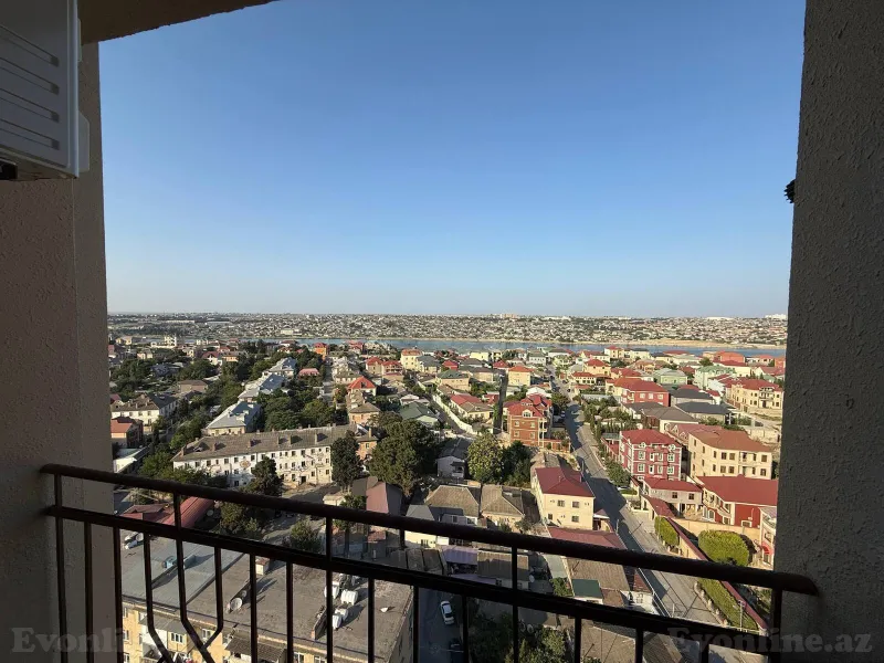 3 otaqlı Mənzil 75 m² Bakıxanov Kirayə verilir