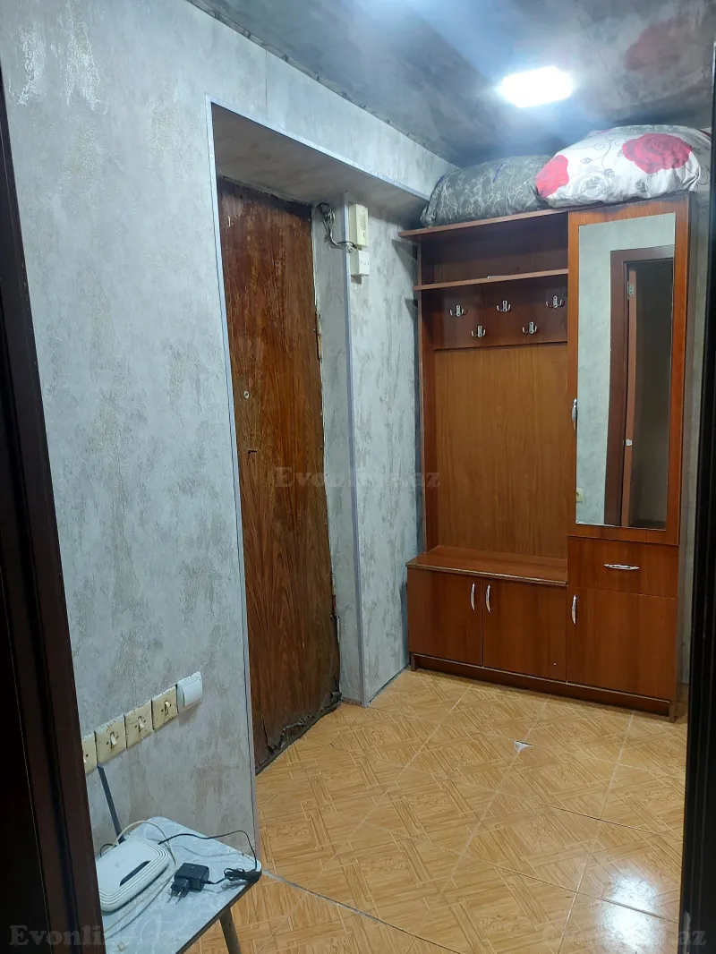 Satılır 2 otaqlı Mənzil Köhnə tikili 45 m² Yasamal - şəkil 2