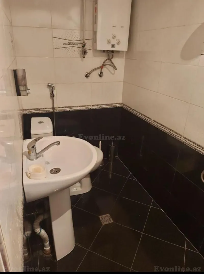 Satılır 2 otaqlı Mənzil Köhnə tikili 45 m² Yasamal - şəkil 6