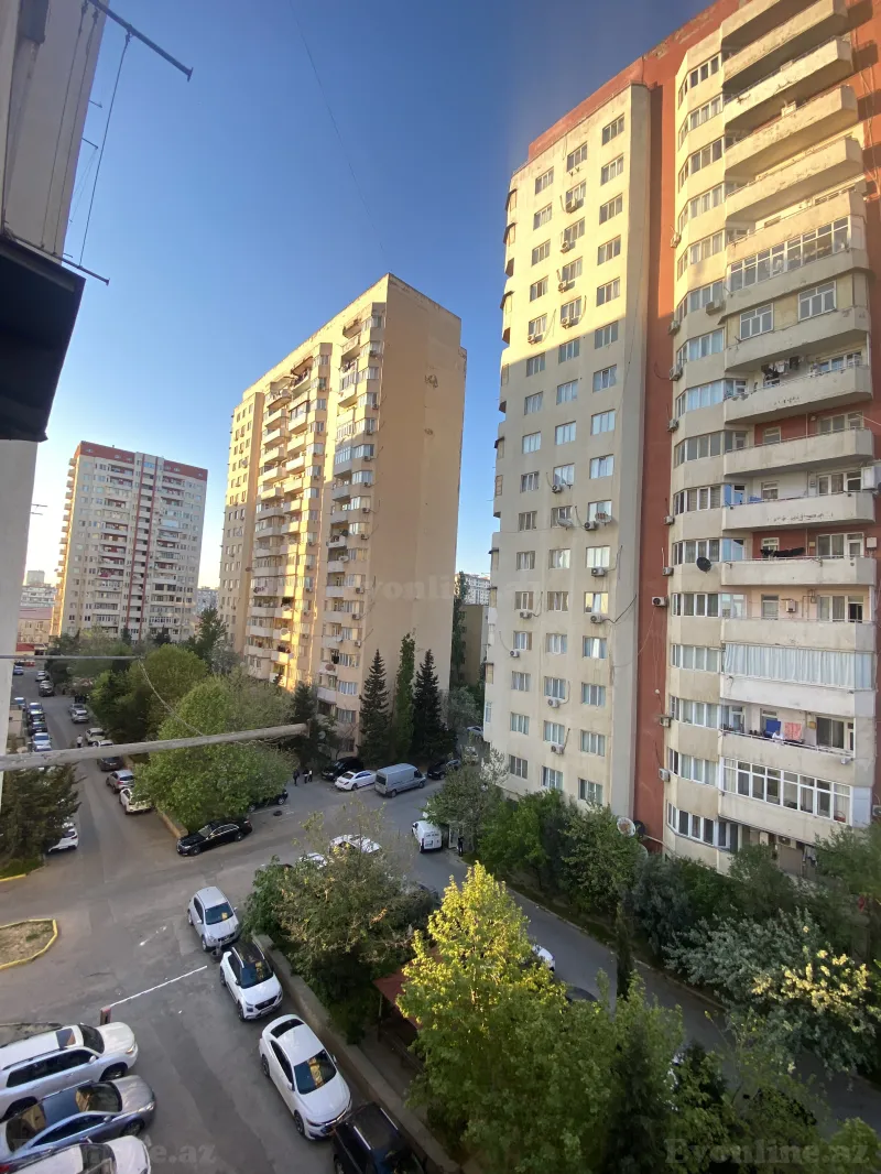 4 otaqlı Mənzil 120 m² Q.Qarayev pr. Satılır
