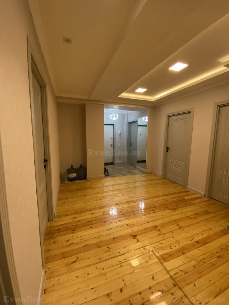 Satılır 4 otaqlı Mənzil Yeni tikili 120 m² Q.Qarayev pr. - şəkil 3