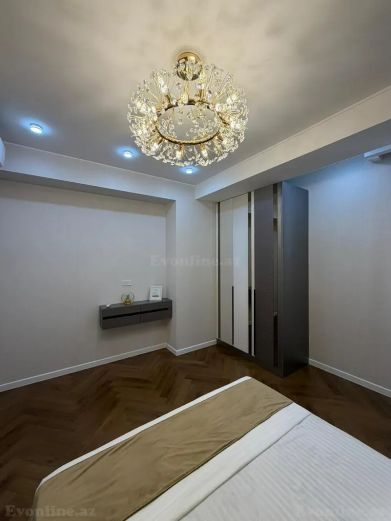 Satılır 2 otaqlı Mənzil Yeni tikili 85 m² Nəsimi r. - şəkil 5