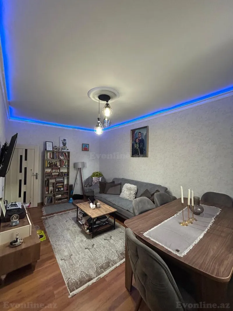 Satılır 2 otaqlı Mənzil Köhnə tikili 58 m² Memar Əcəmi m. - şəkil 4