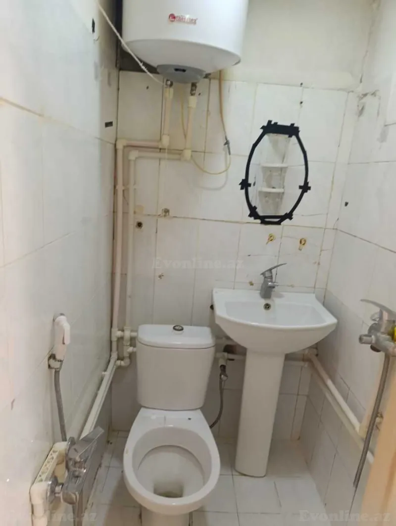 Kirayə verilir 1 otaqlı Həyət evi 25 m² Səbail r. - şəkil 3