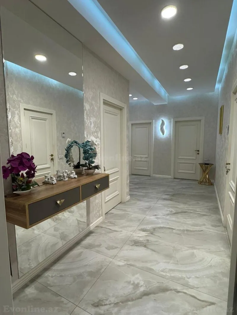 Satılır 3 otaqlı Mənzil Yeni tikili 145 m² Nəriman Nərimanov m. - şəkil 2