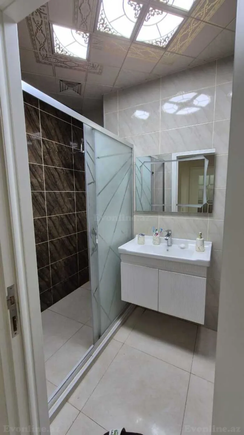 Satılır 3 otaqlı Mənzil Yeni tikili 82 m² Memar Əcəmi m. - şəkil 15