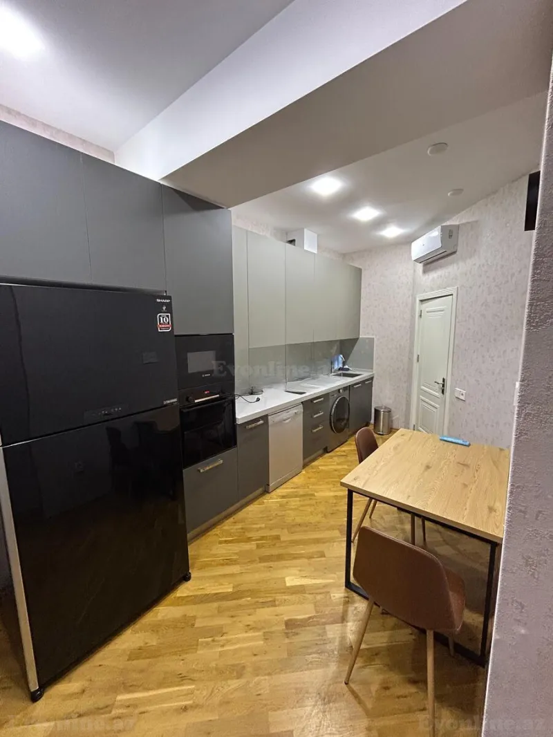 Kirayə verilir 3 otaqlı Mənzil Yeni tikili 110 m² 28 May m. - şəkil 9