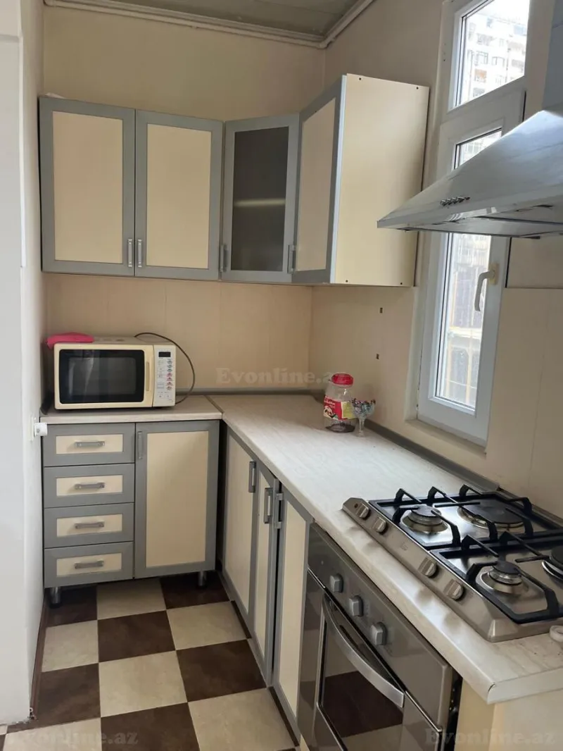 Satılır 3 otaqlı Mənzil Köhnə tikili 105 m² Nizami m. - şəkil 6