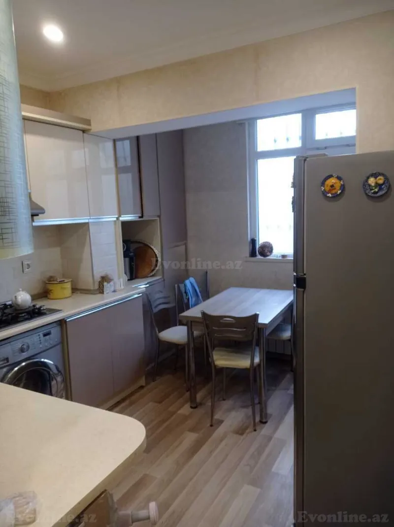 Satılır 3 otaqlı Mənzil Yeni tikili 125 m² İnşaatçılar m. - şəkil 4