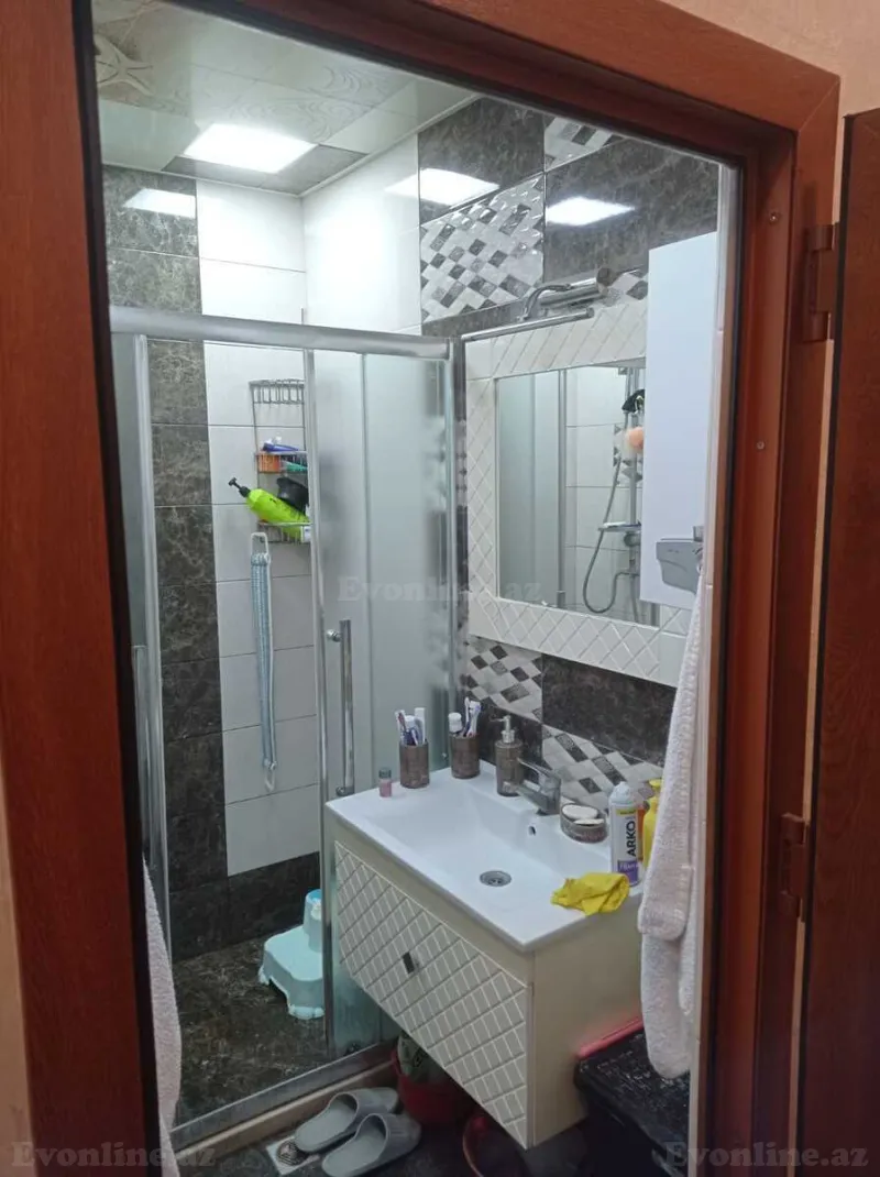 Satılır 3 otaqlı Mənzil Yeni tikili 125 m² İnşaatçılar m. - şəkil 6