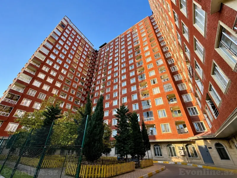 3 otaqlı Mənzil 85 m² Memar Əcəmi m. Satılır