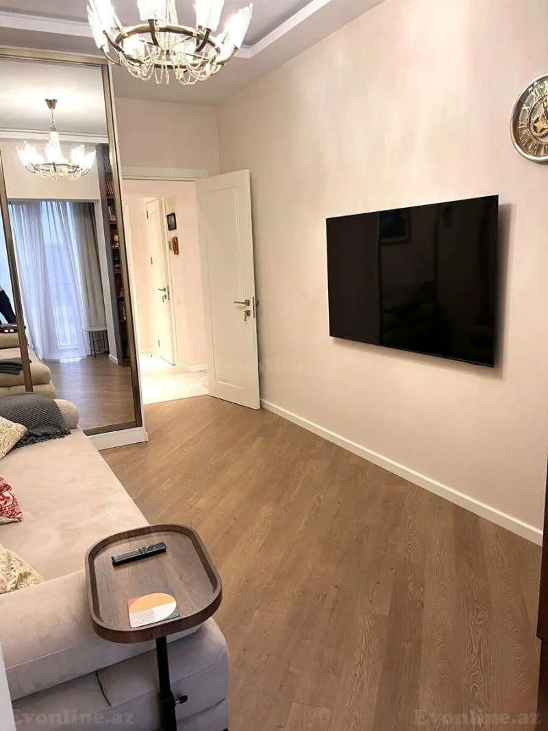 Satılır 3 otaqlı Mənzil Yeni tikili 95 m² Ağ şəhər - şəkil 2