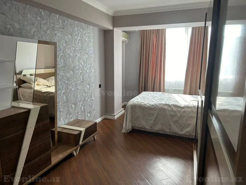 Kirayə verilir 2 otaqlı Mənzil Köhnə tikili 75 m² Yasamal r. - şəkil 2