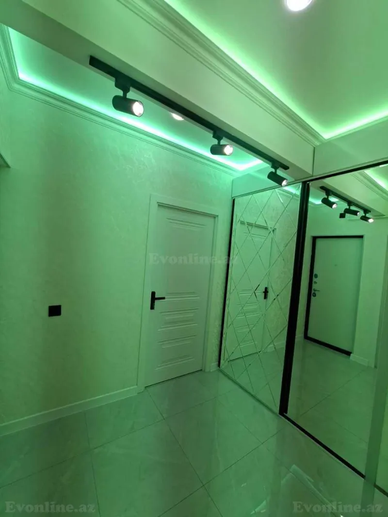 Satılır 2 otaqlı Mənzil Köhnə tikili 70 m² Həzi Aslanov m. - şəkil 14