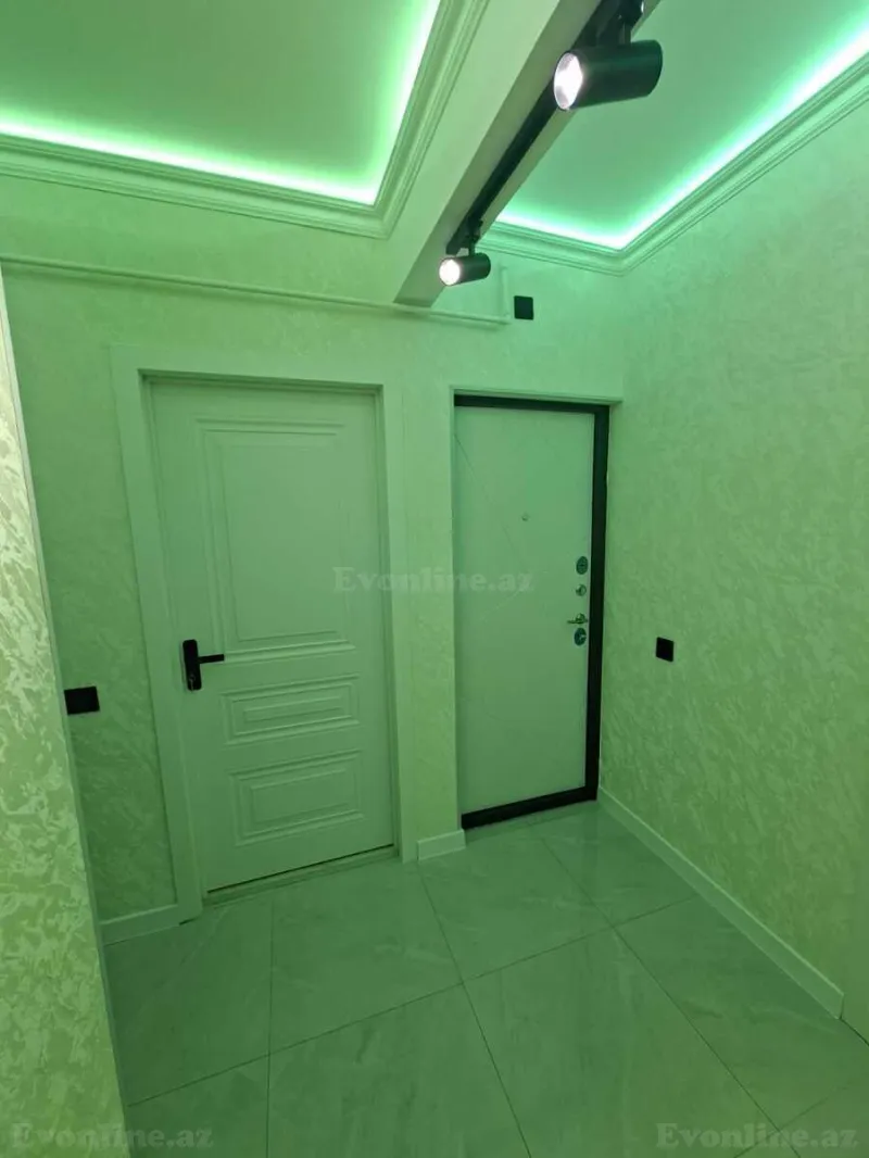 Satılır 2 otaqlı Mənzil Köhnə tikili 70 m² Həzi Aslanov m. - şəkil 19