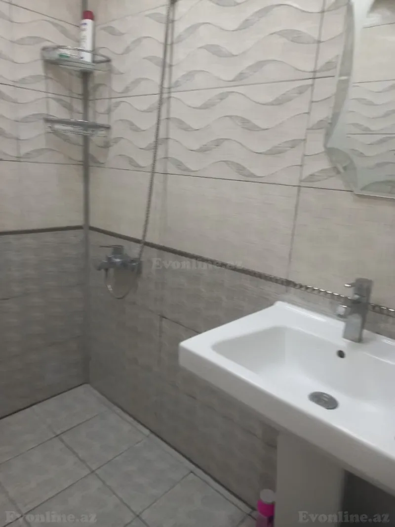 Kirayə verilir 2 otaqlı Mənzil Köhnə tikili 46 m² Memar Əcəmi m. - şəkil 5