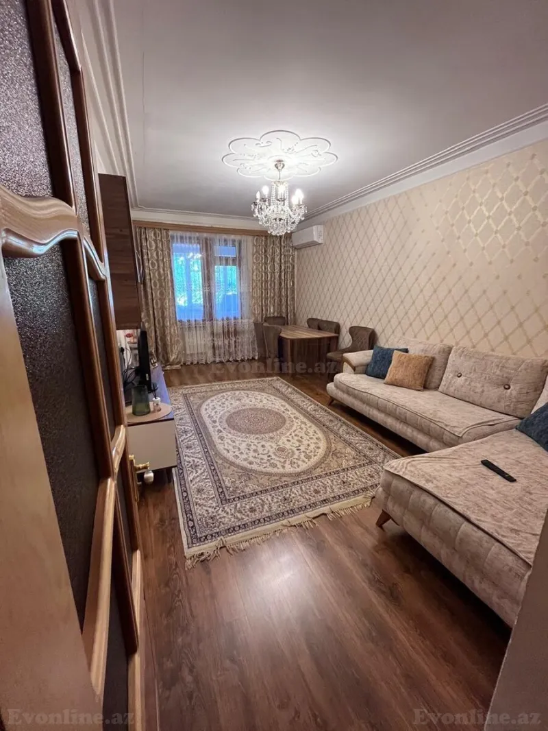 Satılır 3 otaqlı Mənzil Köhnə tikili 90 m² Nəriman Nərimanov m.
