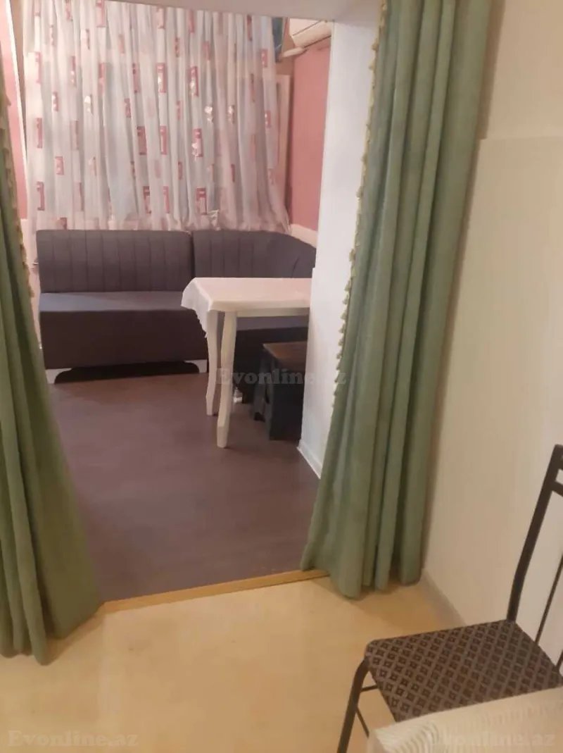 Kirayə verilir 2 otaqlı Mənzil Köhnə tikili 40 m² Səbail r. - şəkil 6