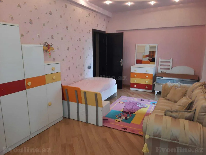 Kirayə verilir 4 otaqlı Mənzil Yeni tikili 205 m² Nəsimi r. - şəkil 10
