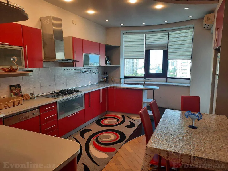 Kirayə verilir 4 otaqlı Mənzil Yeni tikili 205 m² Nəsimi r. - şəkil 11