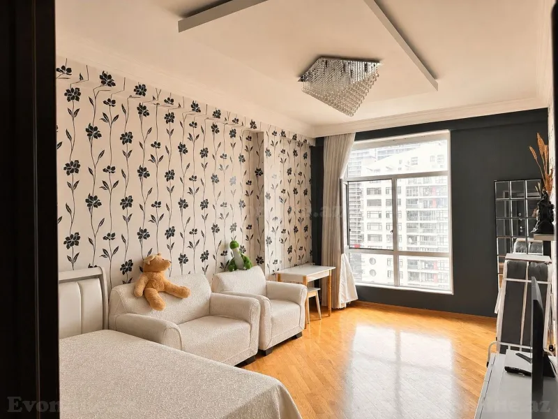2 otaqlı Mənzil 55 m² 8 Noyabr m. Kirayə verilir