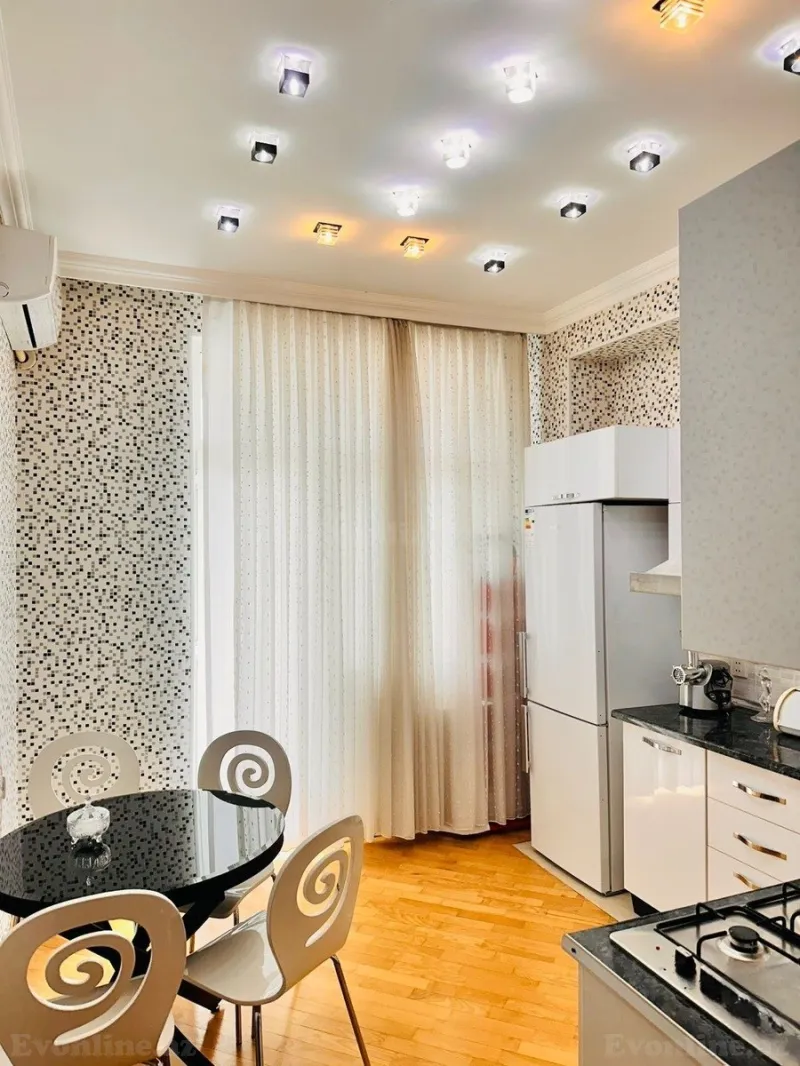 Kirayə verilir 2 otaqlı Mənzil Yeni tikili 55 m² 8 Noyabr m. - şəkil 7