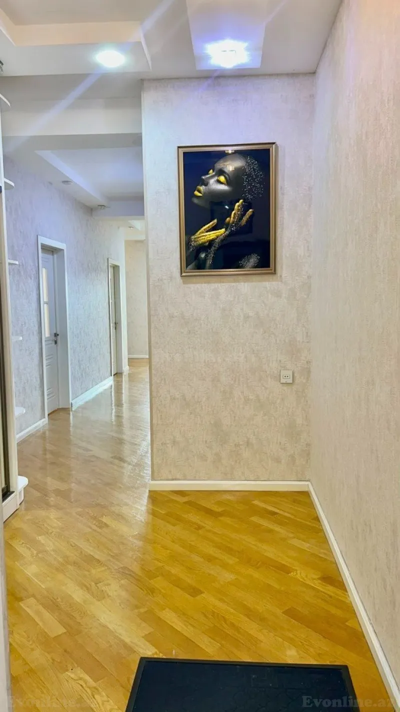 Kirayə verilir 3 otaqlı Mənzil Yeni tikili 125 m² İnşaatçılar m. - şəkil 17
