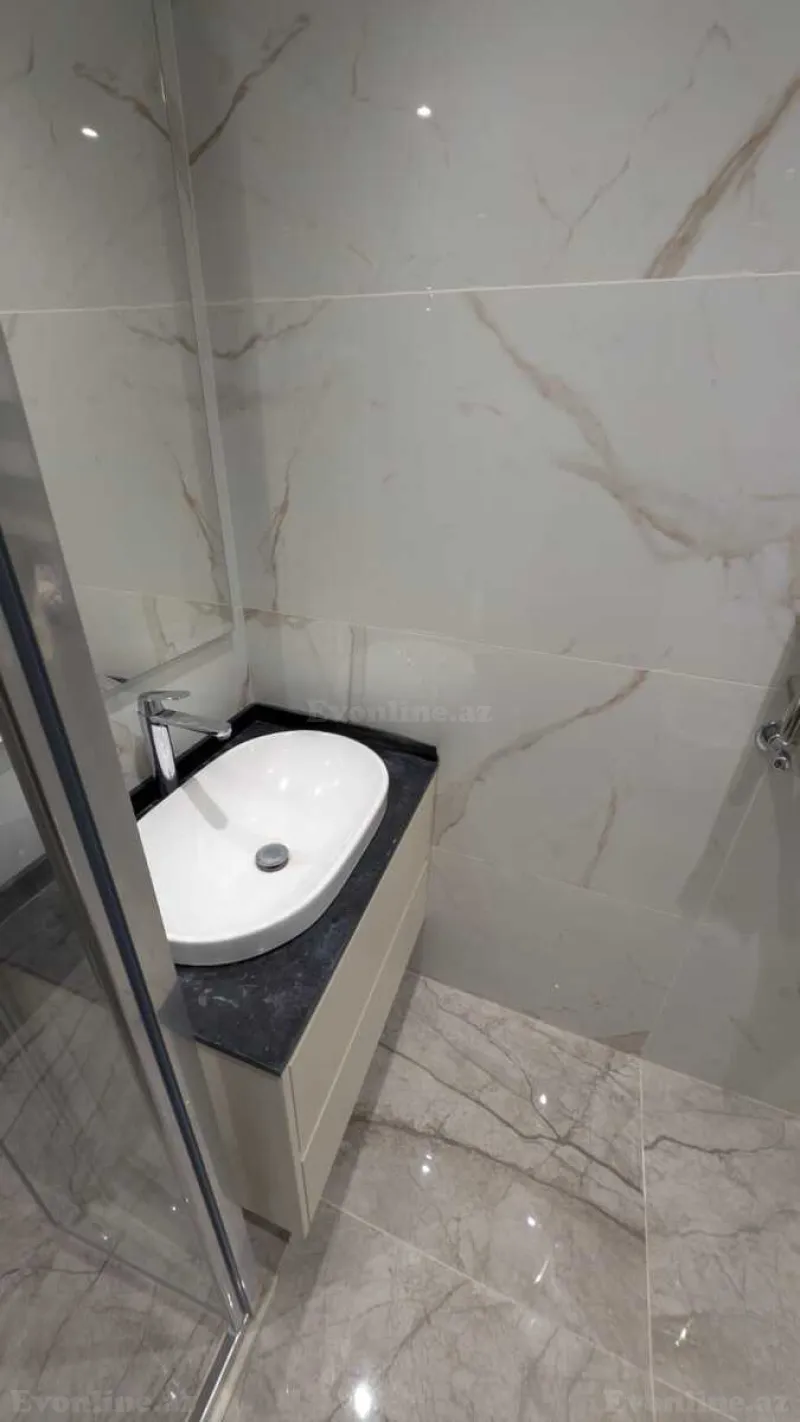 Kirayə verilir 3 otaqlı Mənzil Yeni tikili 78 m² Bakmil m. - şəkil 14