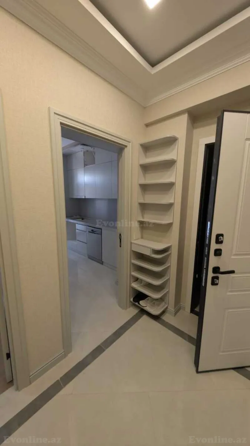 Kirayə verilir 3 otaqlı Mənzil Yeni tikili 78 m² Bakmil m. - şəkil 16