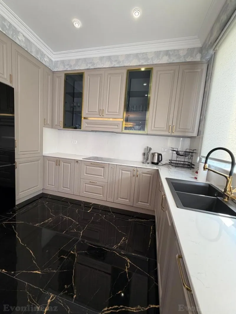 Kirayə verilir 3 otaqlı Mənzil Yeni tikili 120 m² Xətai r. - şəkil 5