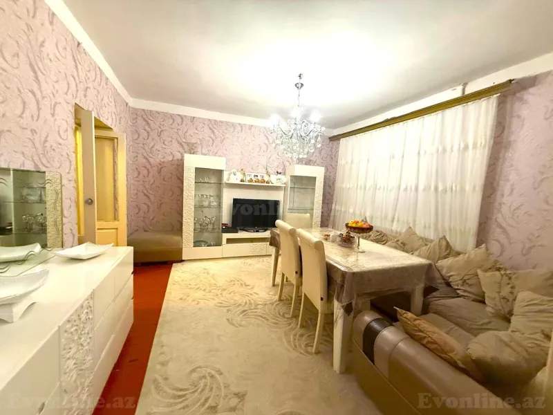 4 otaqlı Mənzil 110 m² Bakıxanov Satılır