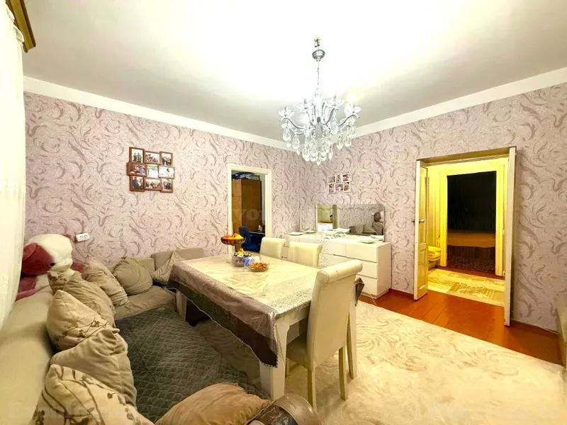 Satılır 4 otaqlı Mənzil Köhnə tikili 110 m² Bakıxanov - şəkil 3