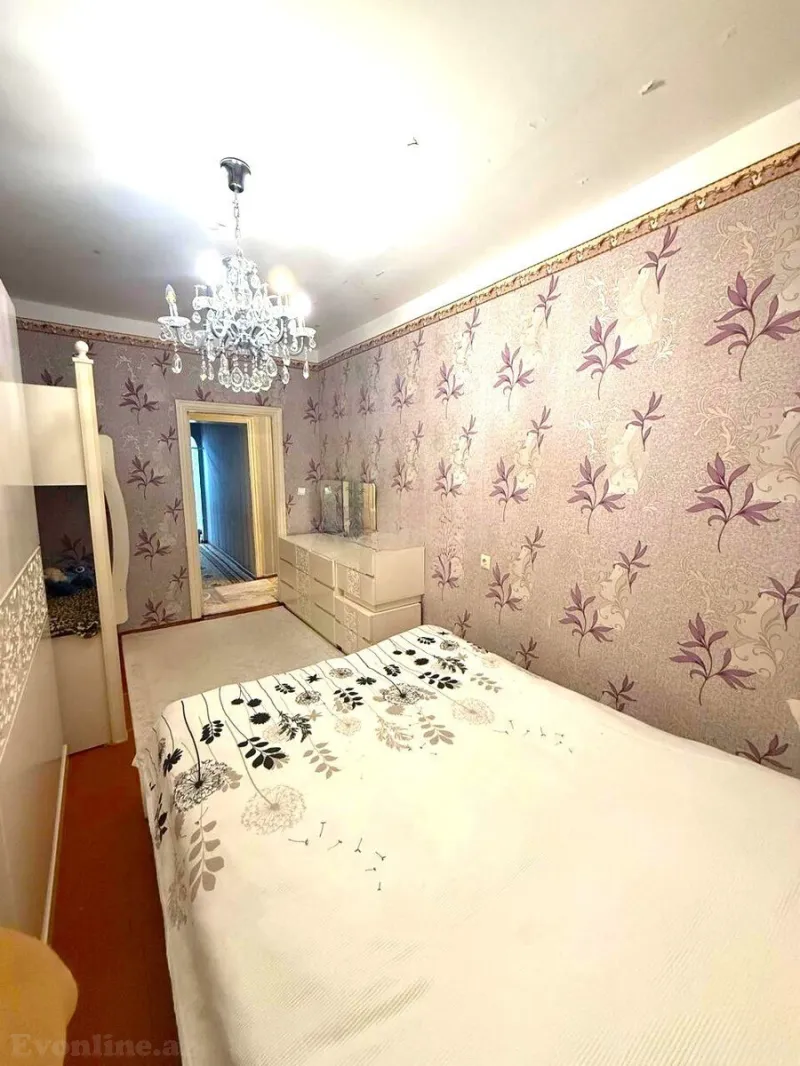 Satılır 4 otaqlı Mənzil Köhnə tikili 110 m² Bakıxanov - şəkil 12
