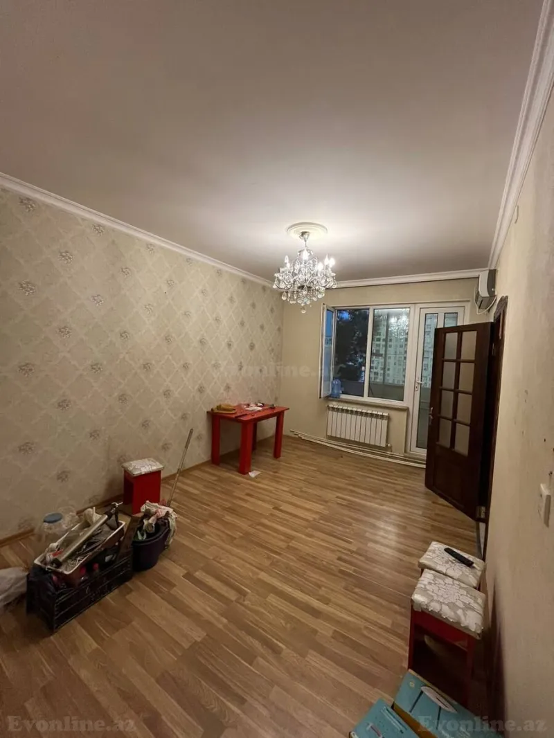 Satılır 2 otaqlı Mənzil Köhnə tikili 45 m² Memar Əcəmi m. - şəkil 2