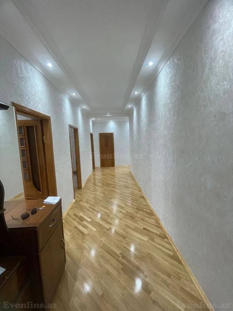 Kirayə verilir 3 otaqlı Mənzil Yeni tikili 125 m² İnşaatçılar m. - şəkil 7