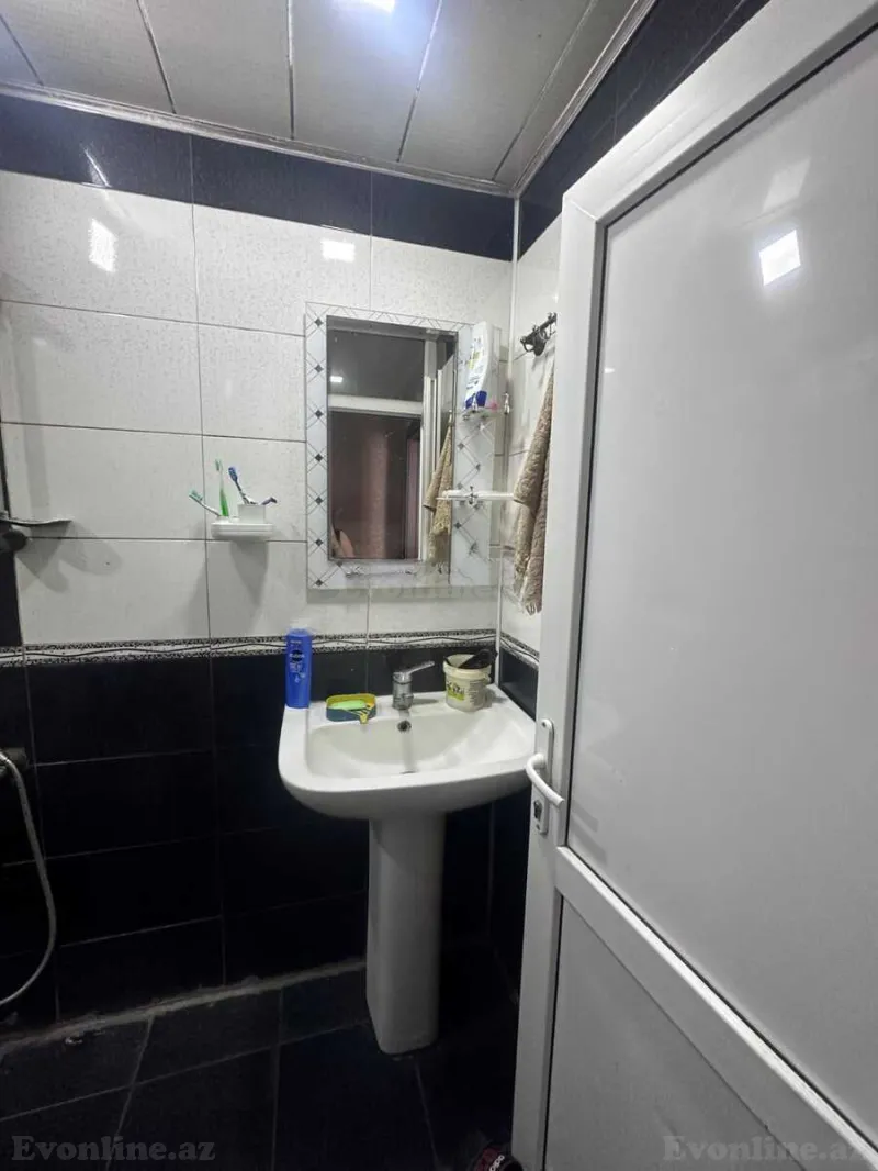 Kirayə verilir 3 otaqlı Mənzil Köhnə tikili 70 m² Elmlər Akademiyası m. - şəkil 10