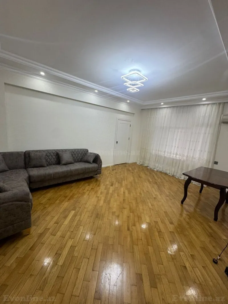 2 otaqlı Mənzil 78 m² Nizami m. Kirayə verilir