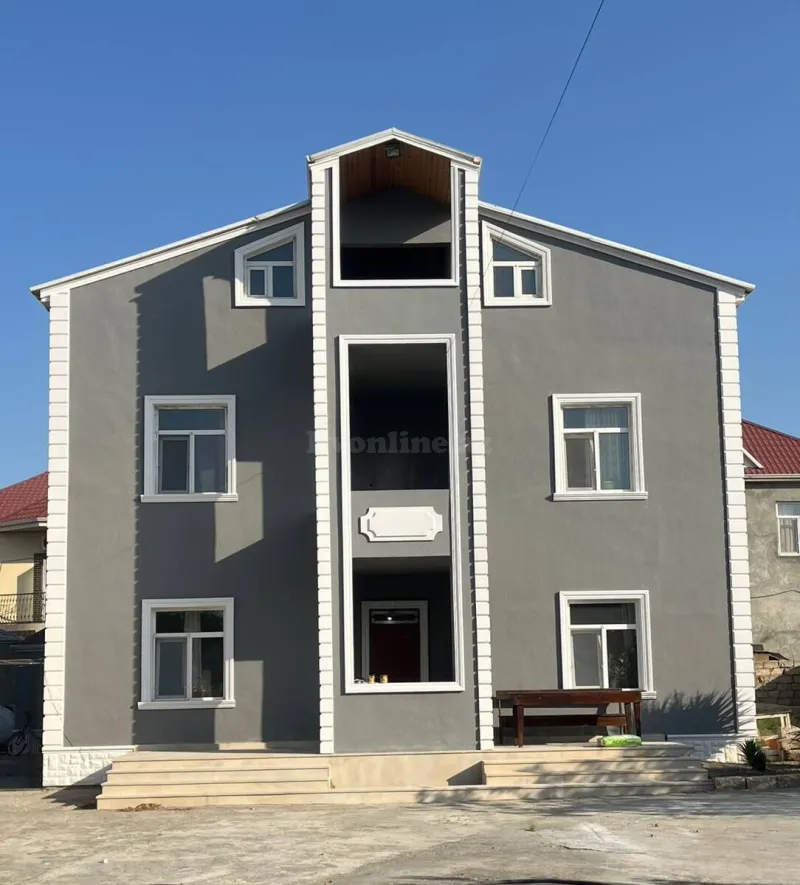 6 otaqlı Həyət evi 250 m² Yeni Ramana Satılır